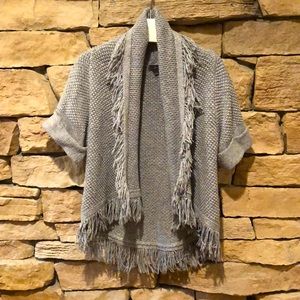 Gray knitted shrug/cowl